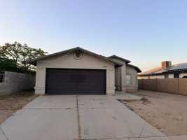 featured image of 2028 E Cristina St