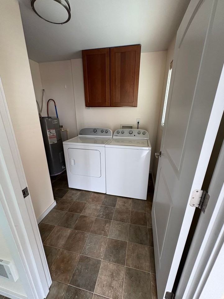 8538 Adams Rd N #3 - Photo 5 of 8