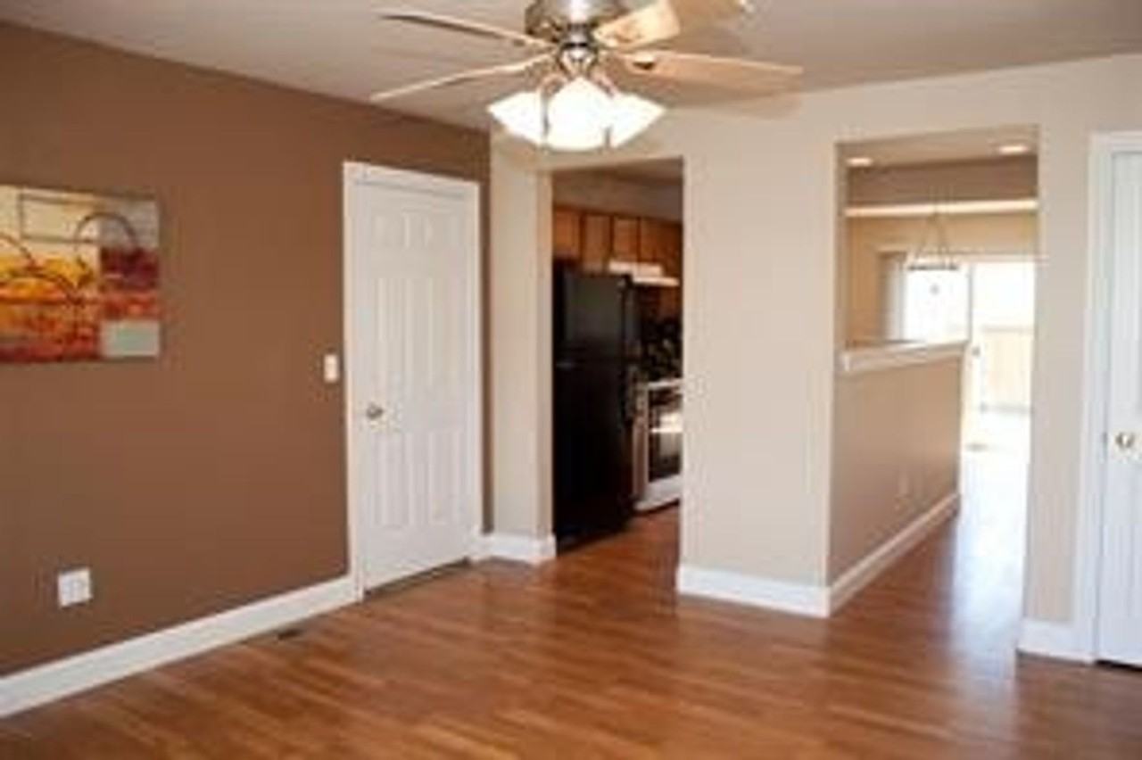 93 Engberg Ln - Photo 4 of 14
