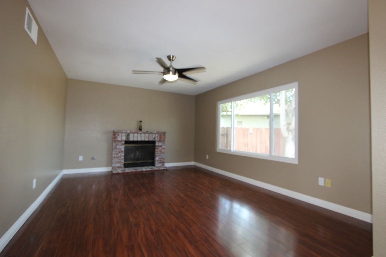 10350 Cheviot Ct - Photo 2 of 22