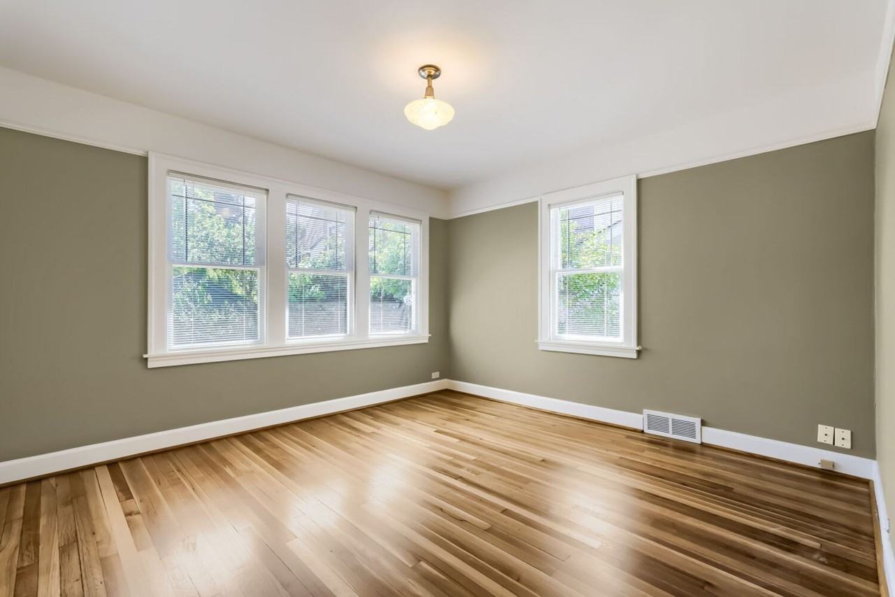 2552 57th Ave Sw - Photo 7 of 17