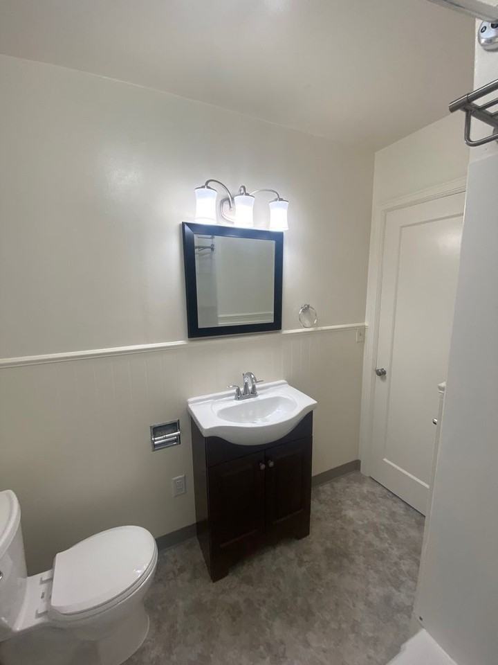 4055 Williams St - Photo 5 of 18