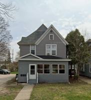 featured image of 76 W 12th St