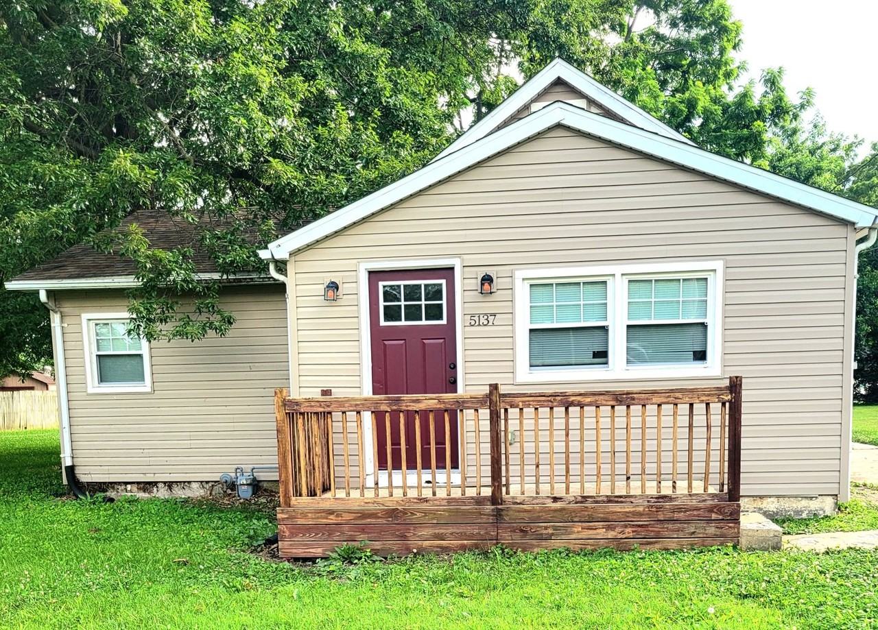 5137 Lakeview Dr