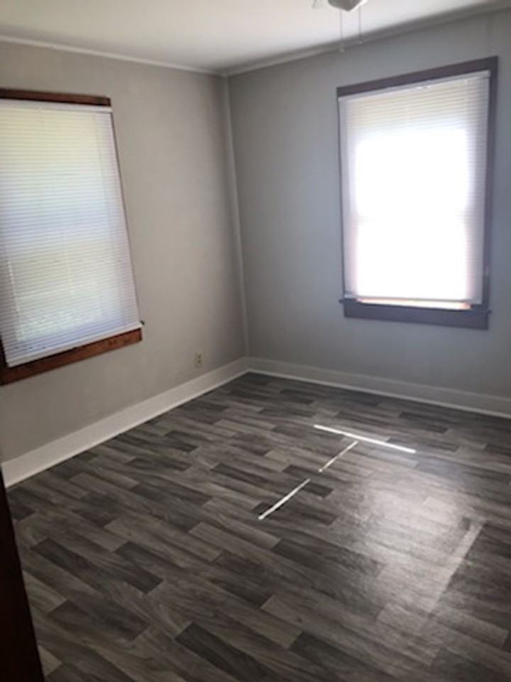 612 N Miller Ave - Photo 3 of 6