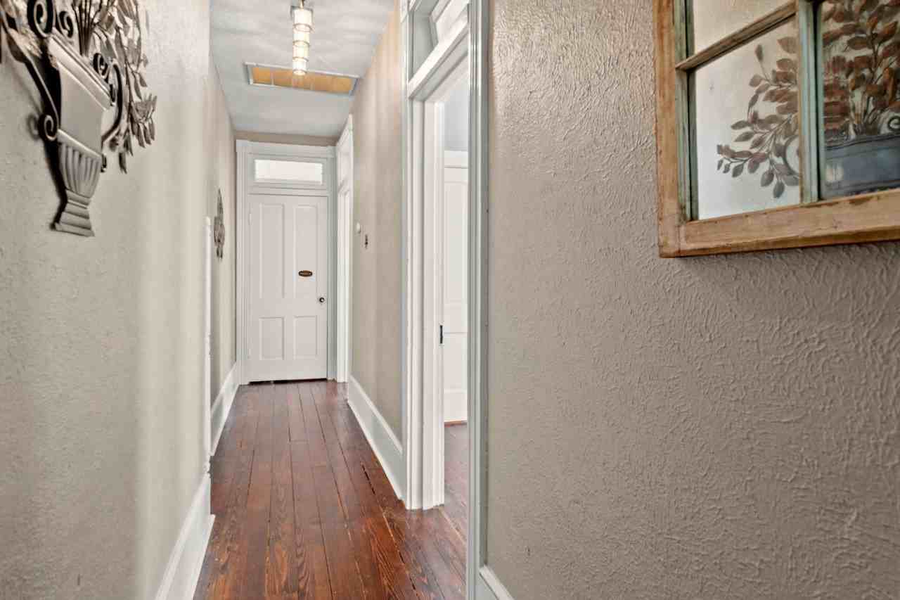 338 Main St #B - Photo 6 of 20