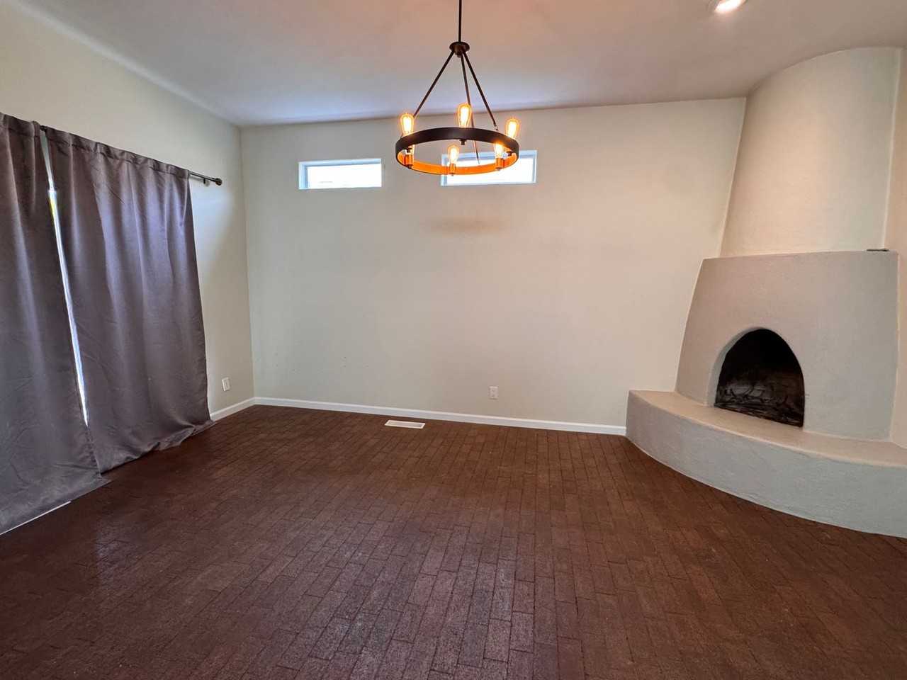 11100 Academy Ridge Rd Ne - Photo 5 of 16