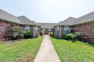 245 Ravenwood - Photo 1 of 1