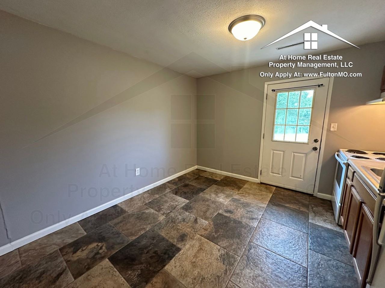 107 Spruce Dr - Photo 7 of 19