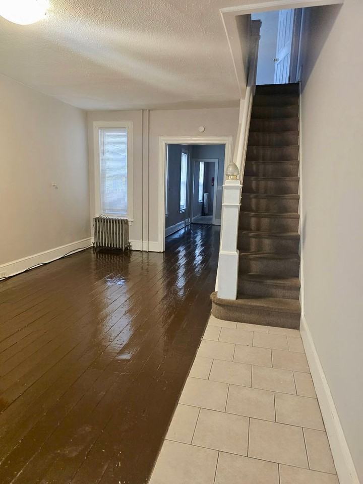 107 Mulberry St - Photo 2 of 23