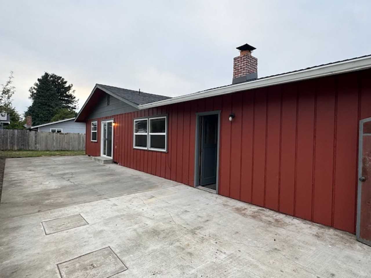 3241 Zelia Ct - Photo 3 of 28