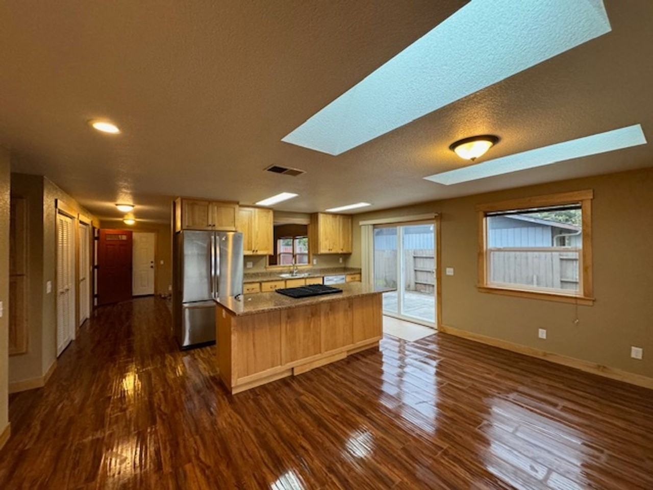 3241 Zelia Ct - Photo 4 of 28