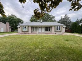 featured image of 728 Meadowview Ln