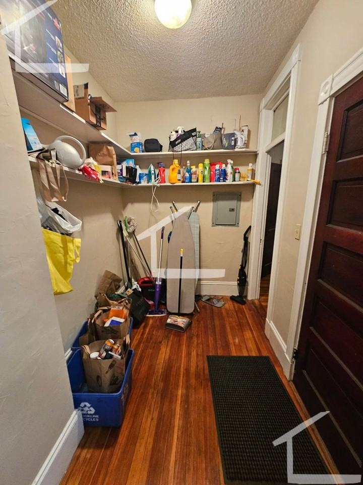 27 Euston St - Photo 5 of 8