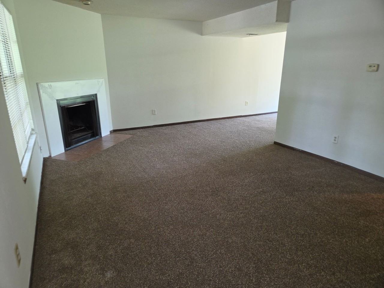 2009 Juniper Dr - Photo 2 of 16