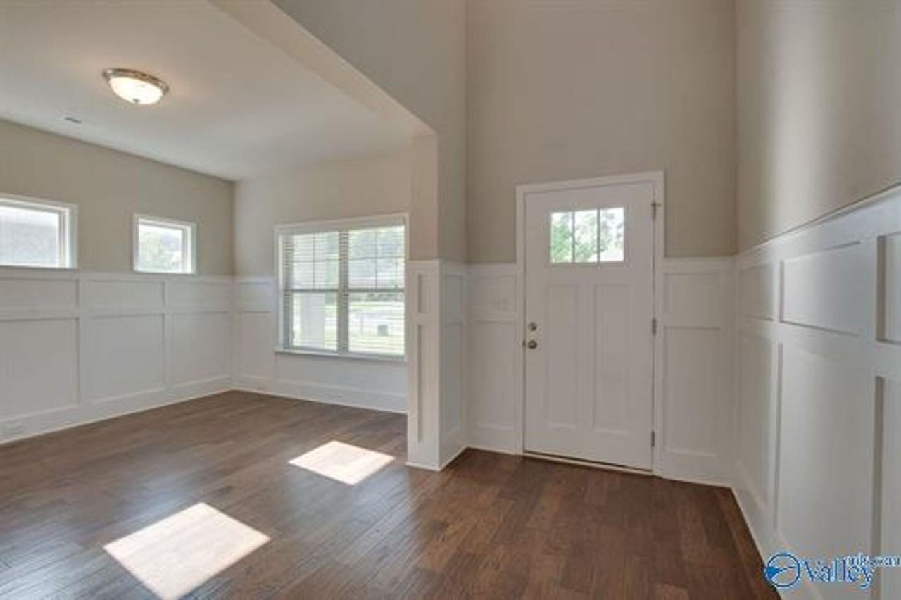 2964 Magnolia Park Dr Se - Photo 2 of 18