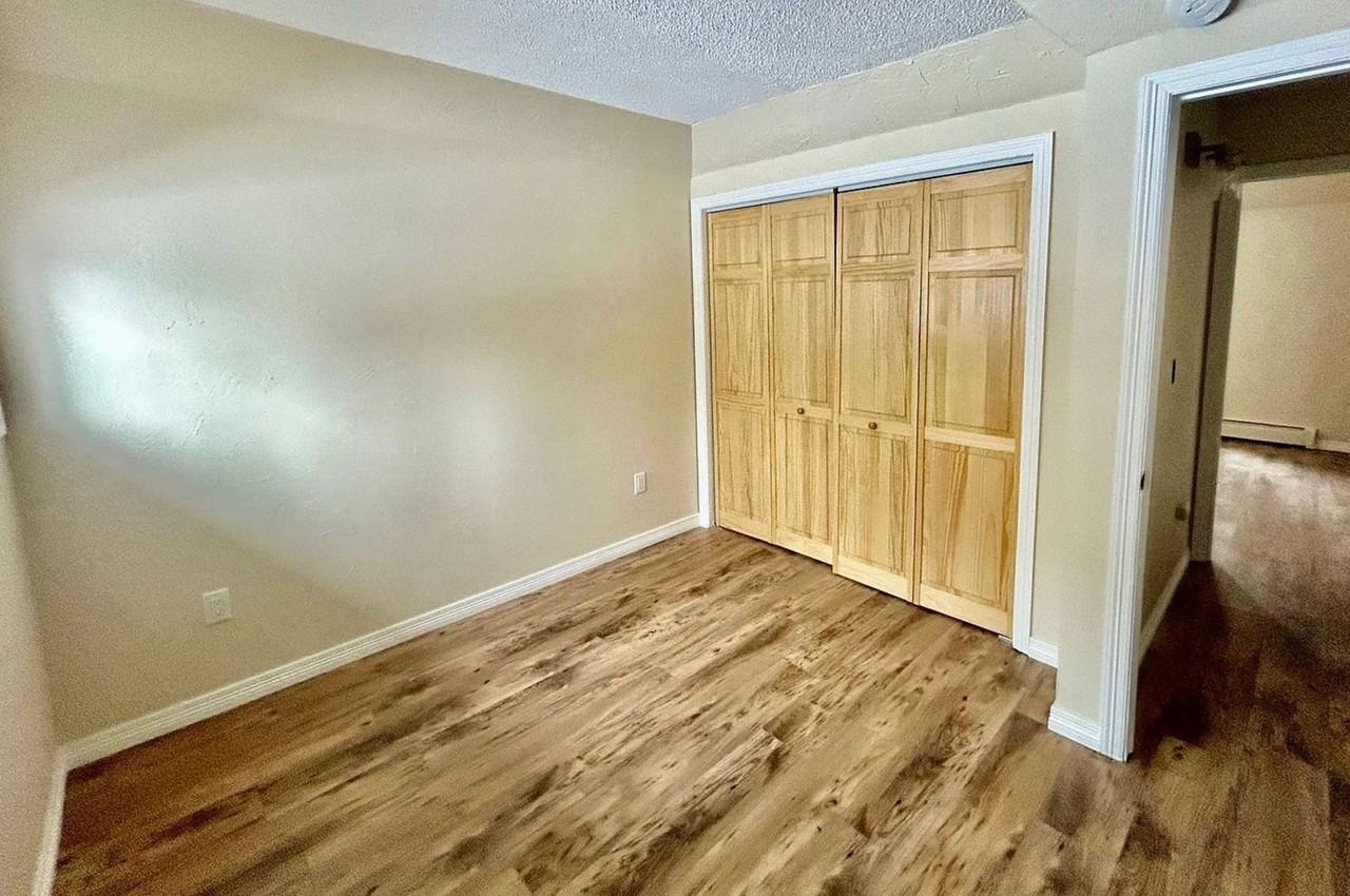 864 Spruce Ct #A - Photo 7 of 12
