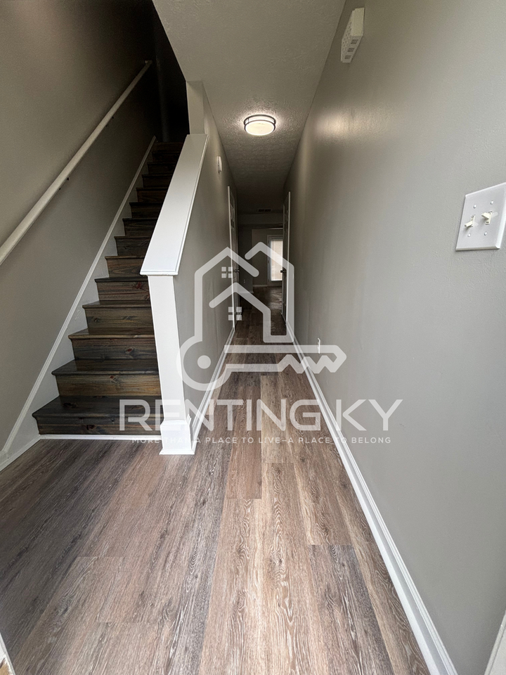 1419 Westwood Dr - Photo 2 of 20