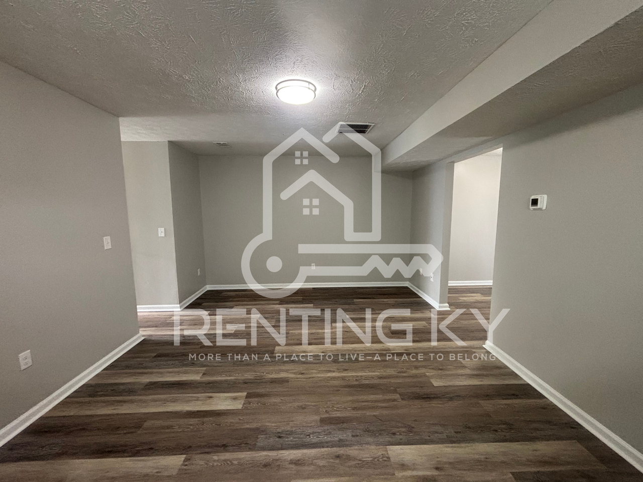 1419 Westwood Dr - Photo 5 of 20