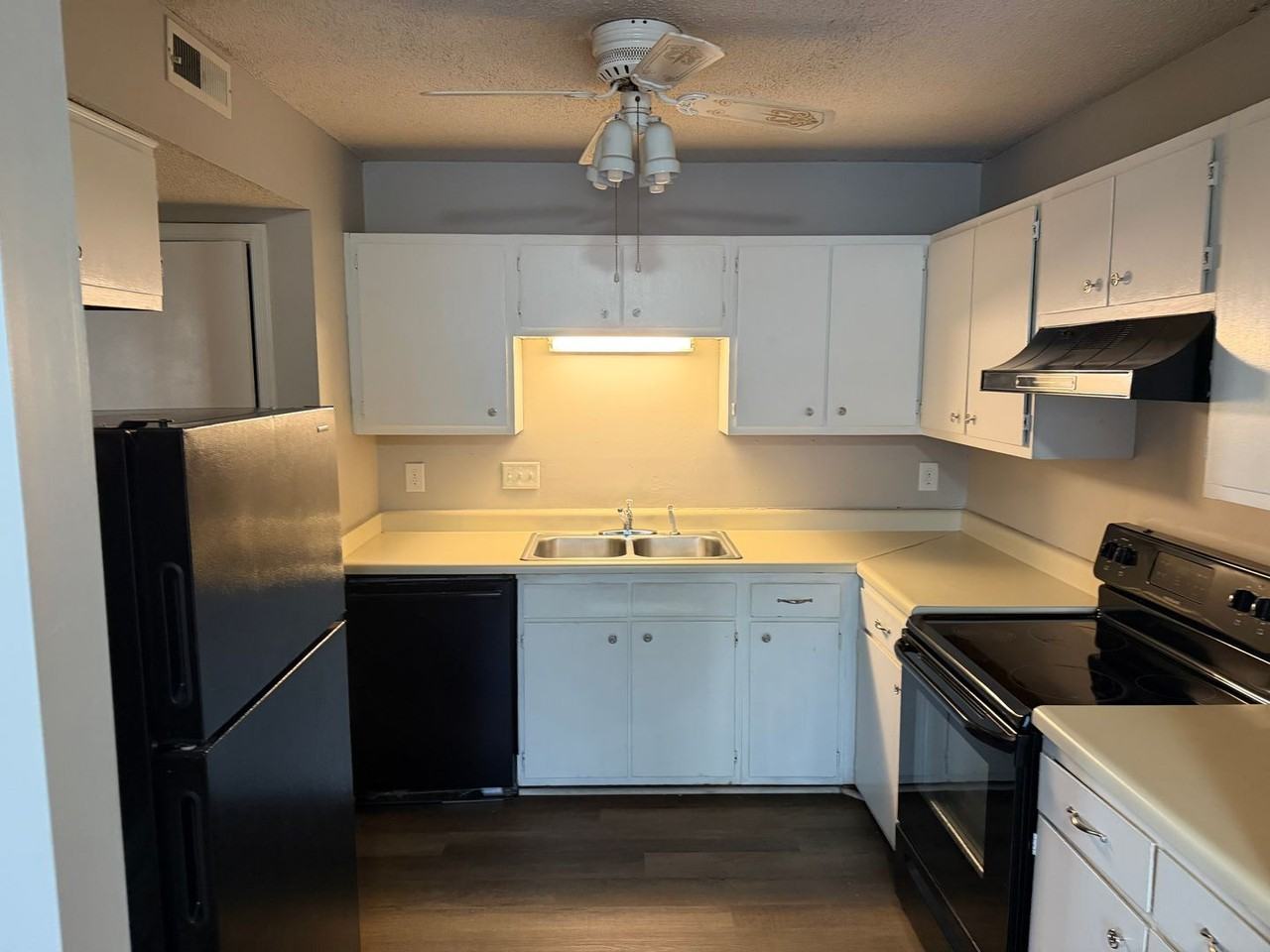 4227 Edith Ln #A - Photo 6 of 8