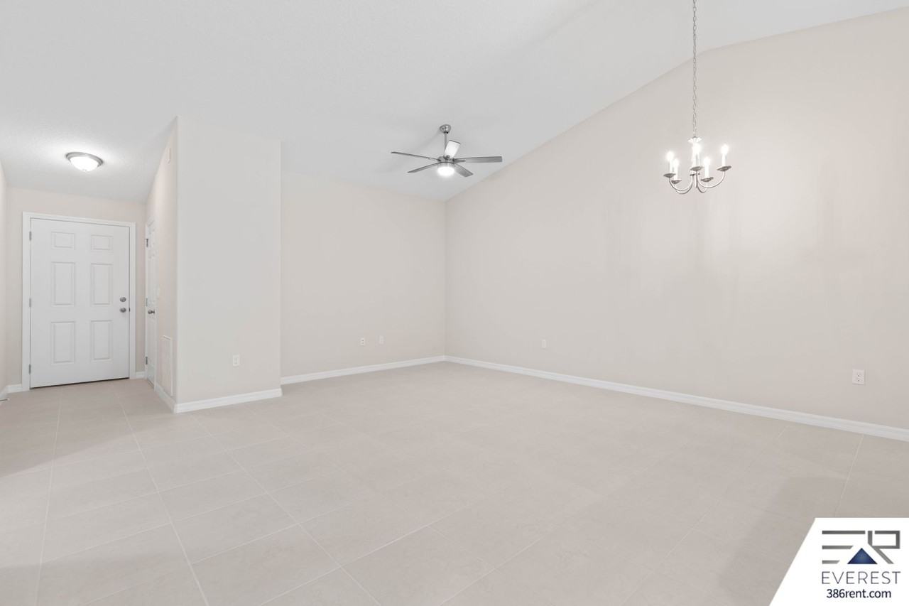 24 Untermeyer Pl #B - Photo 4 of 31