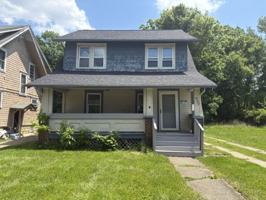 featured image of 637 Storer Ave