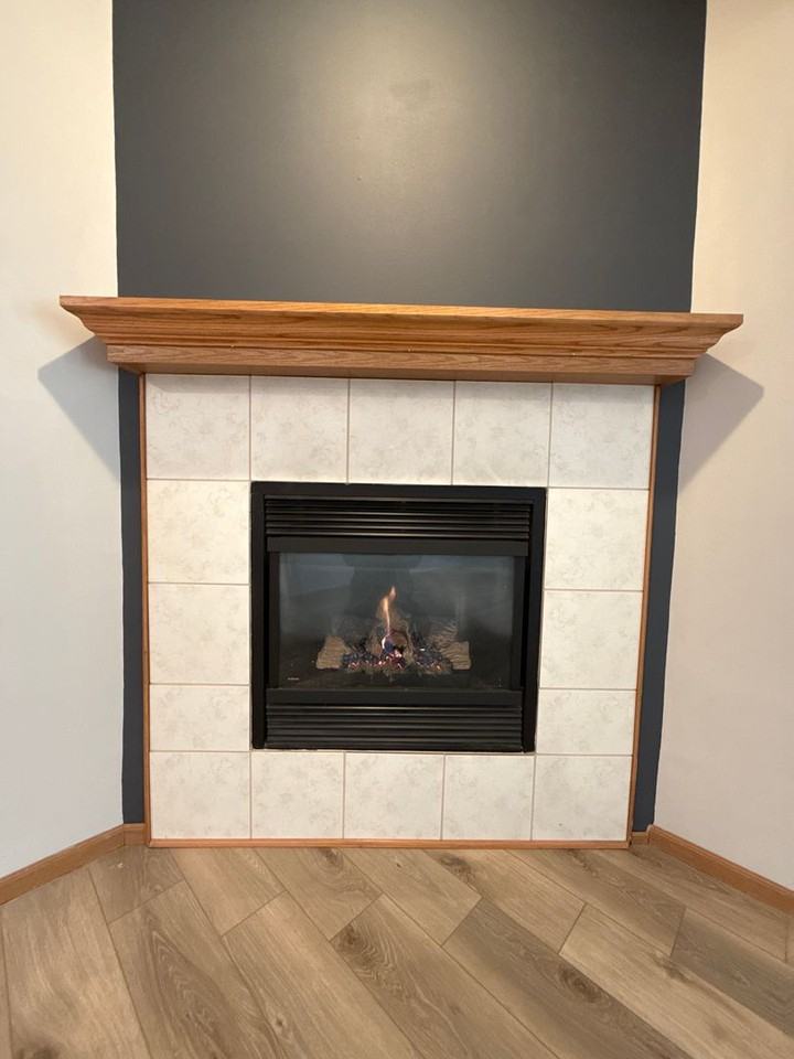 3330 Leopold Way #B - Photo 5 of 18