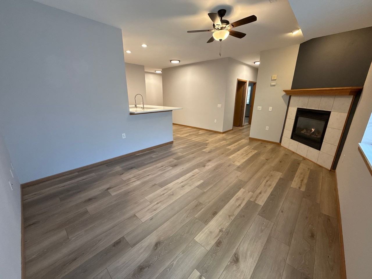 3330 Leopold Way #B - Photo 6 of 18