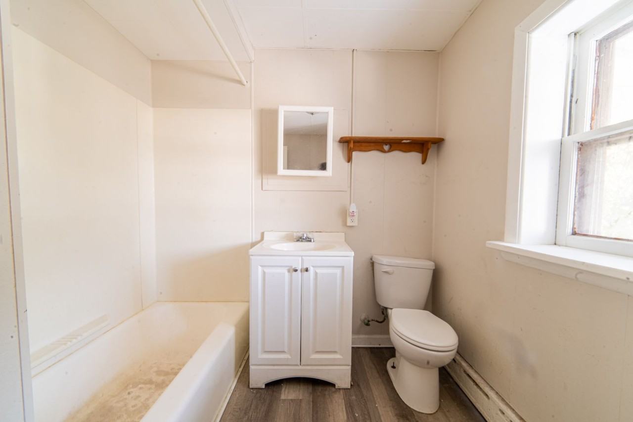 105-107 Atlantic - Photo 5 of 11