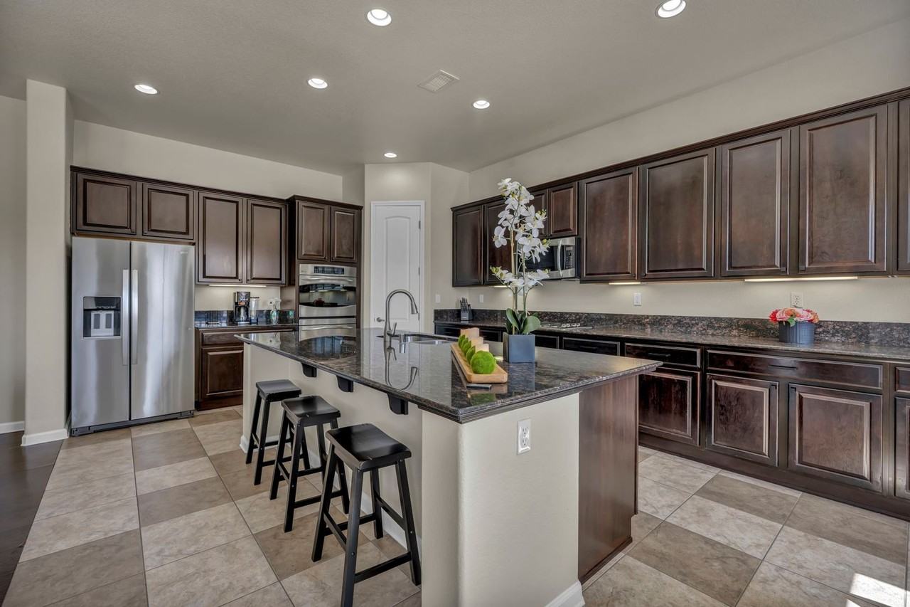6328 Windy Meadow Dr - Photo 6 of 50
