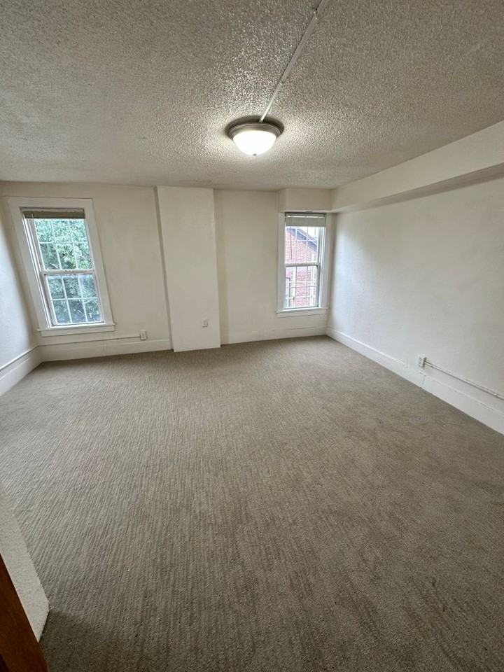 1635 / 1651 White St - Photo 2 of 17