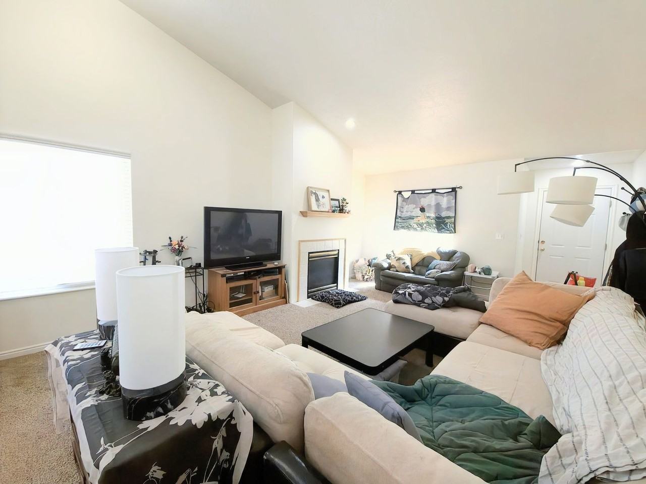 1429 N 550 W - Photo 4 of 14