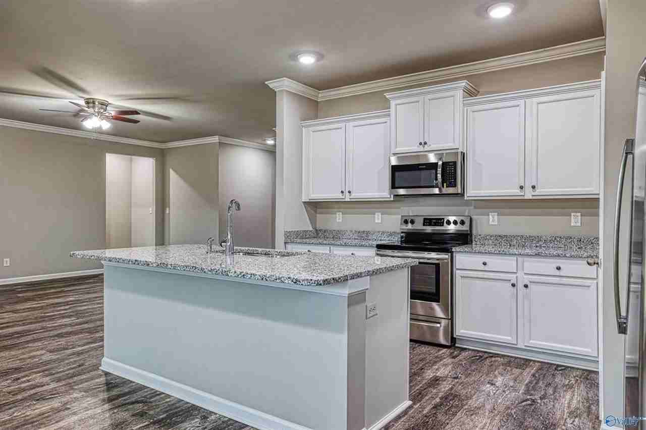 124 Oak Fletcher Dr - Photo 2 of 19