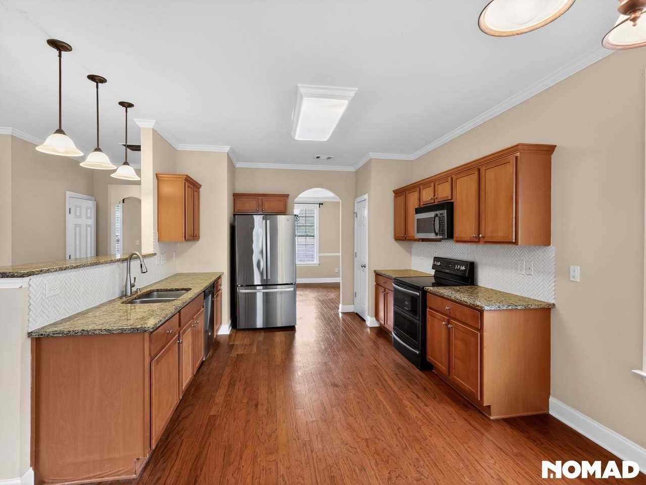 1118 Westchase Cv - Photo 5 of 20
