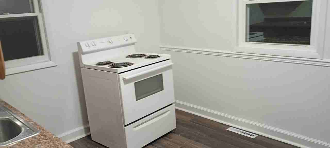 718 Rice St - Photo 7 of 20