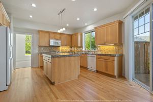 featured image of 340 Sw Delta Dr