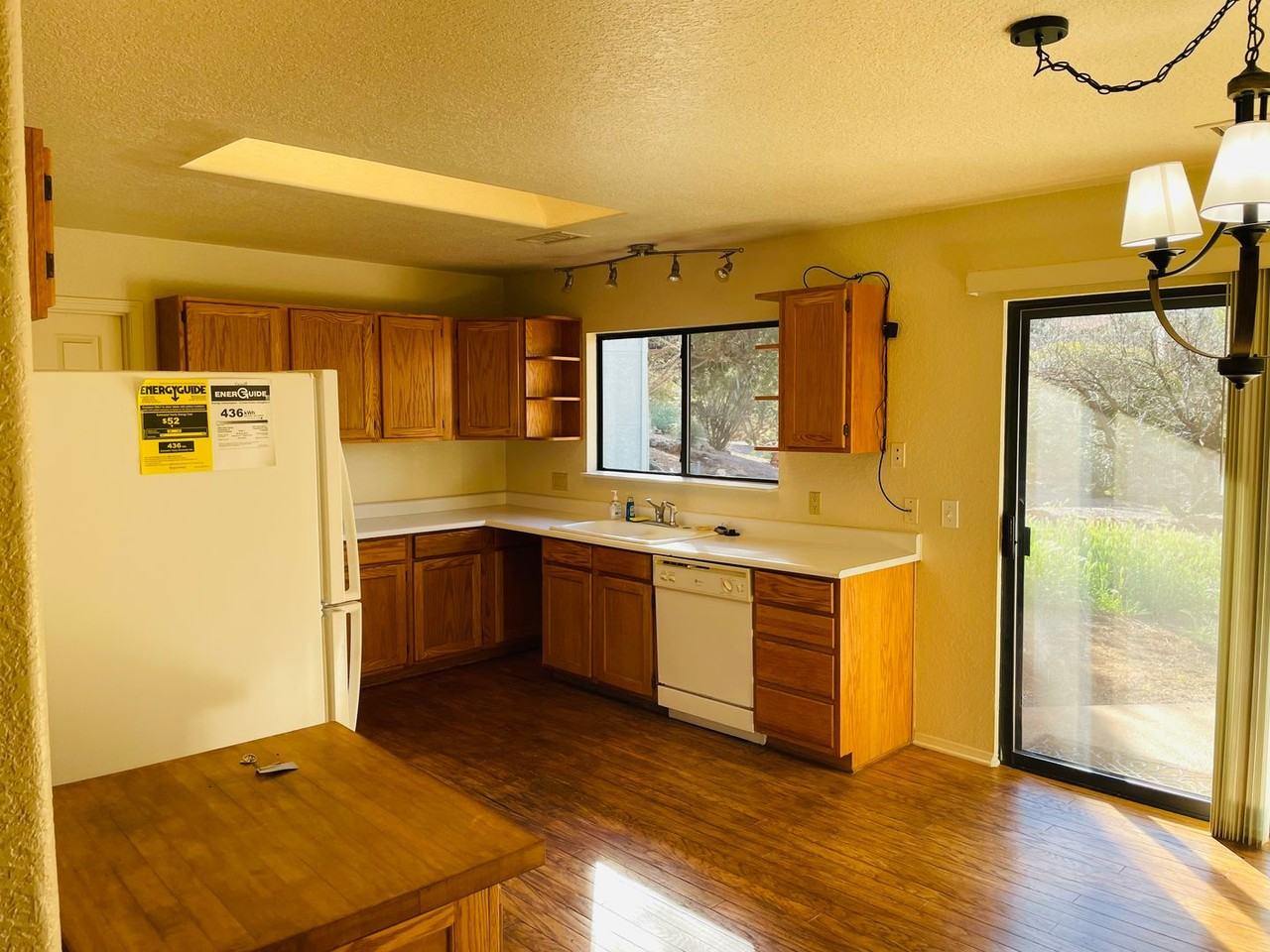 30 Quartz Dr - Photo 4 of 18