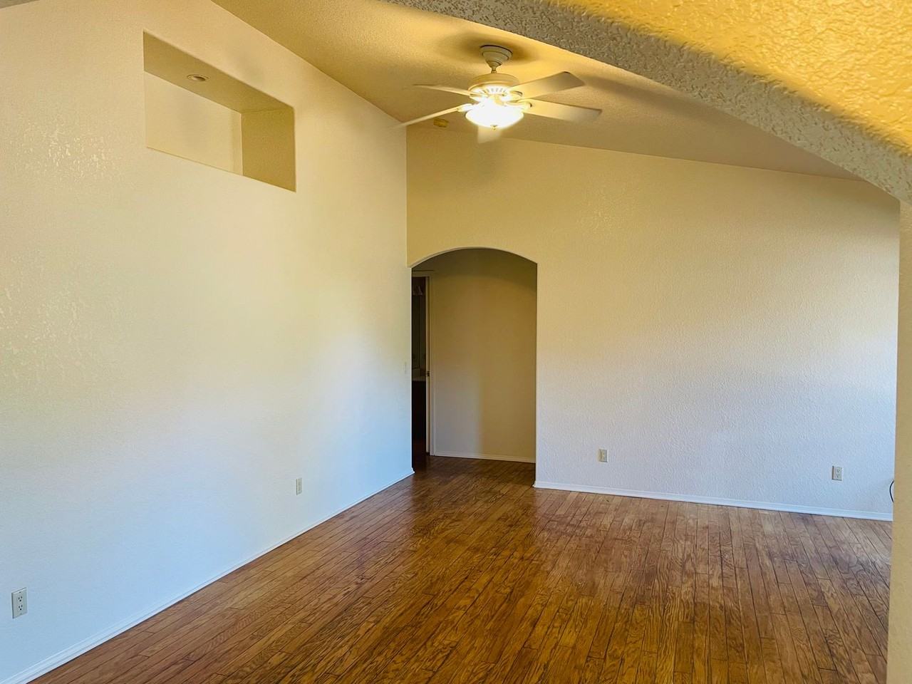 30 Quartz Dr - Photo 6 of 18