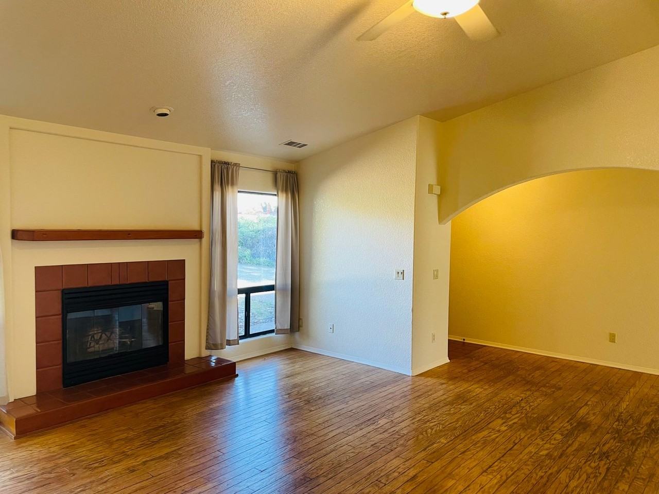 30 Quartz Dr - Photo 7 of 18