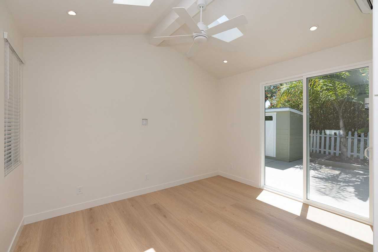 713 Oak Burl Ln - Photo 6 of 17