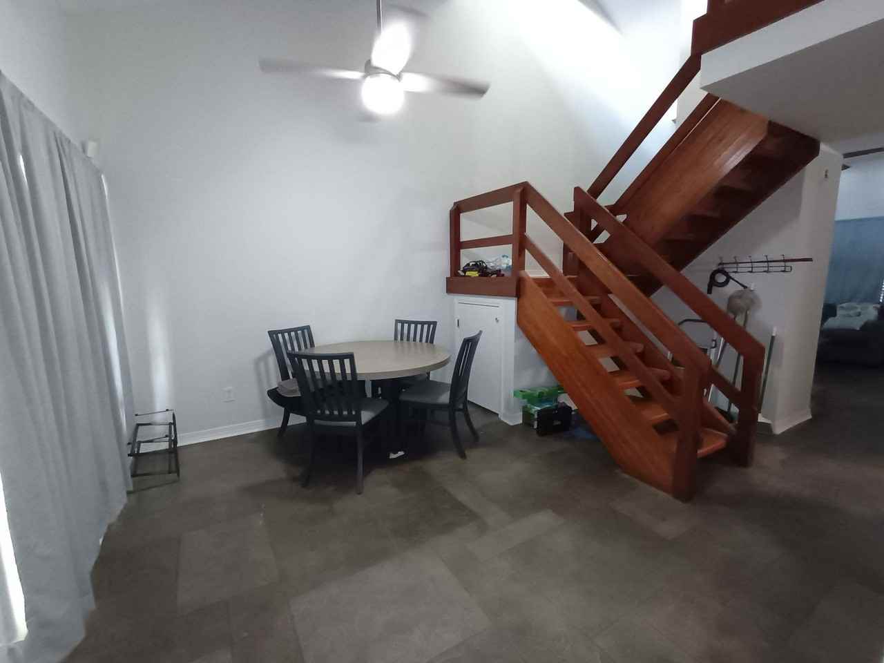 2452 Brightside Dr - Photo 3 of 9