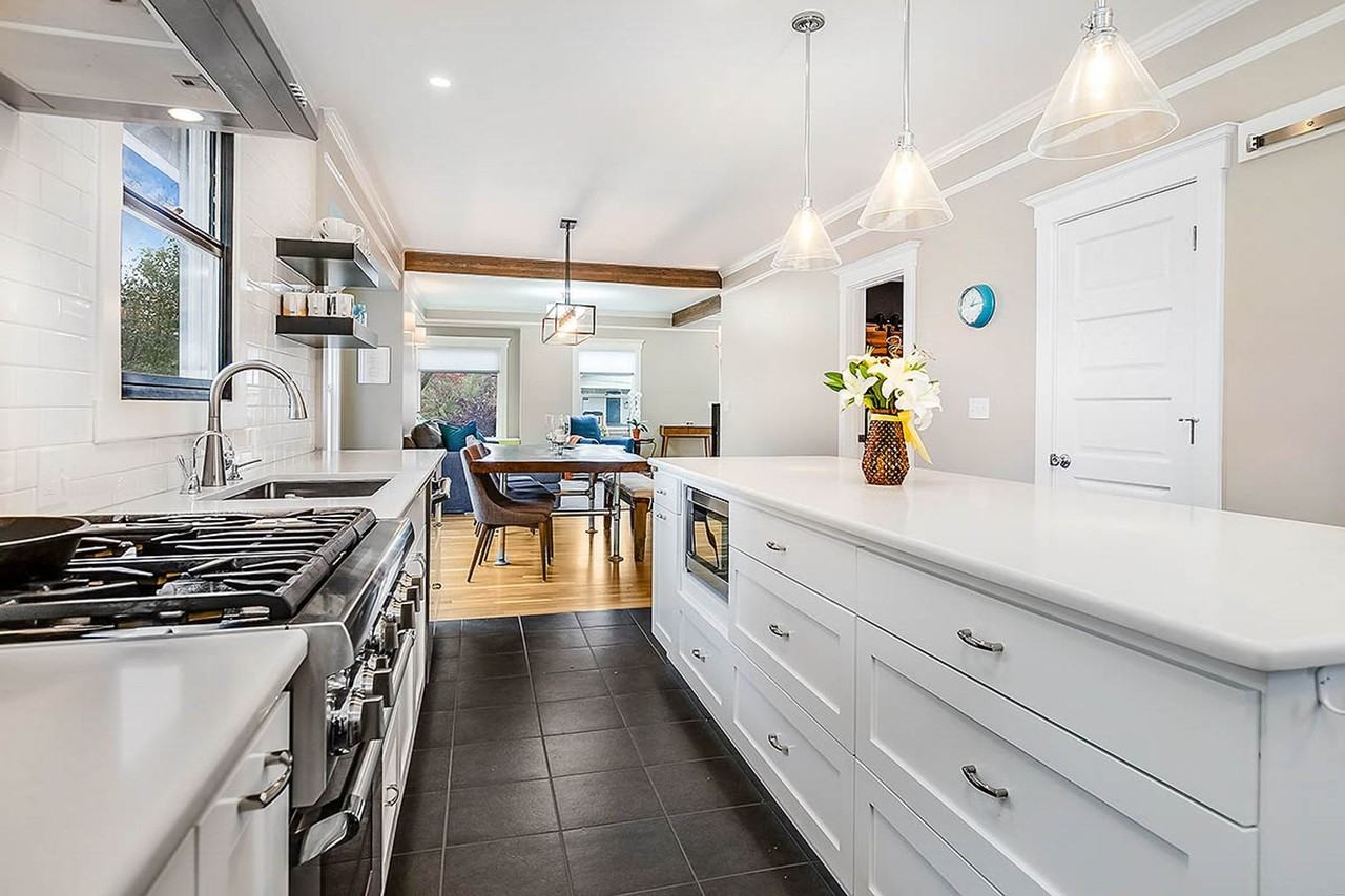128 Ne 58th St - Photo 4 of 25