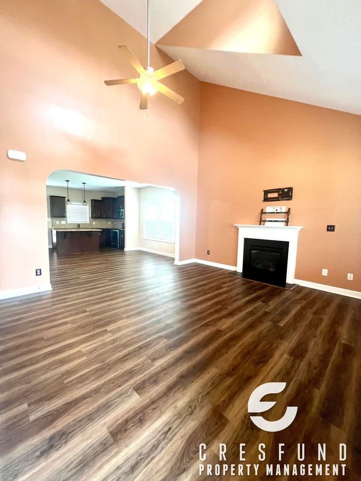 2131 Stafford Dr - Photo 7 of 26