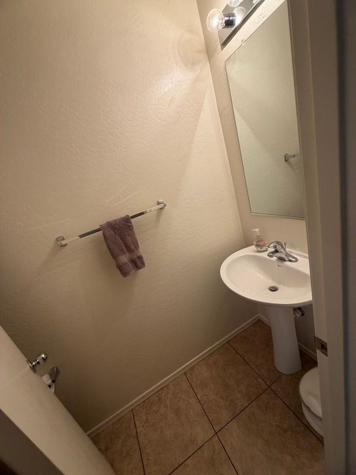 16586 W Tonto St - Photo 6 of 17