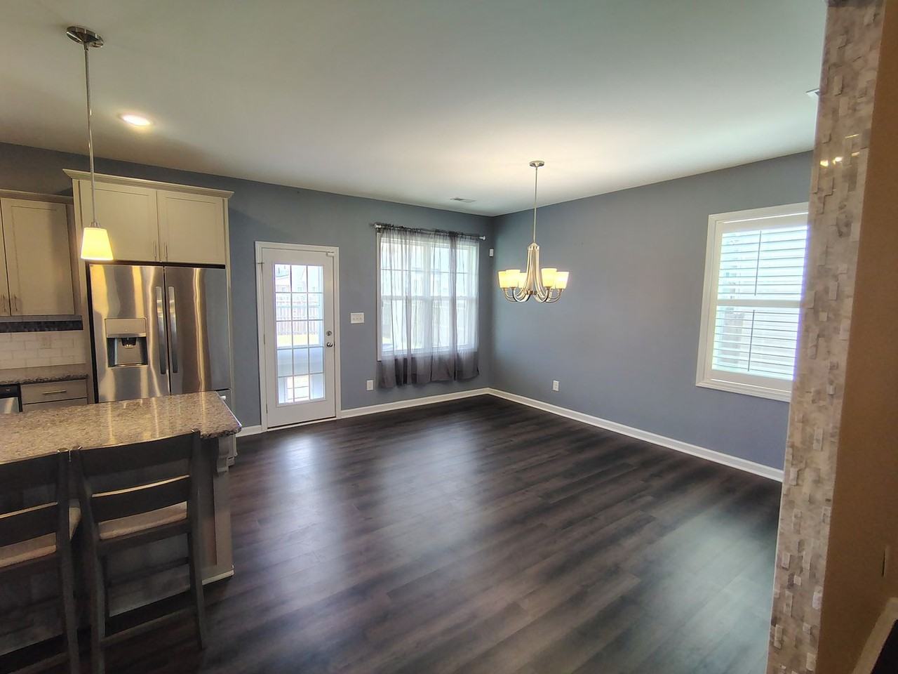 128 Welborn St - Photo 7 of 28