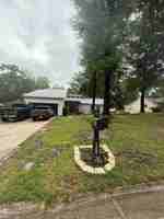featured image of 108 Liveoak Dr