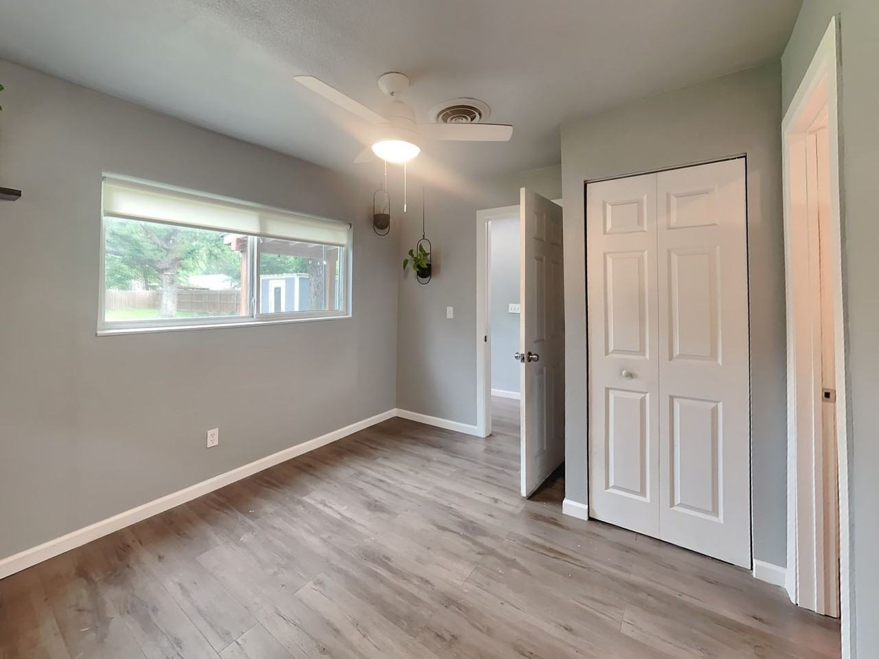 3025 Delaware Trl - Photo 6 of 12
