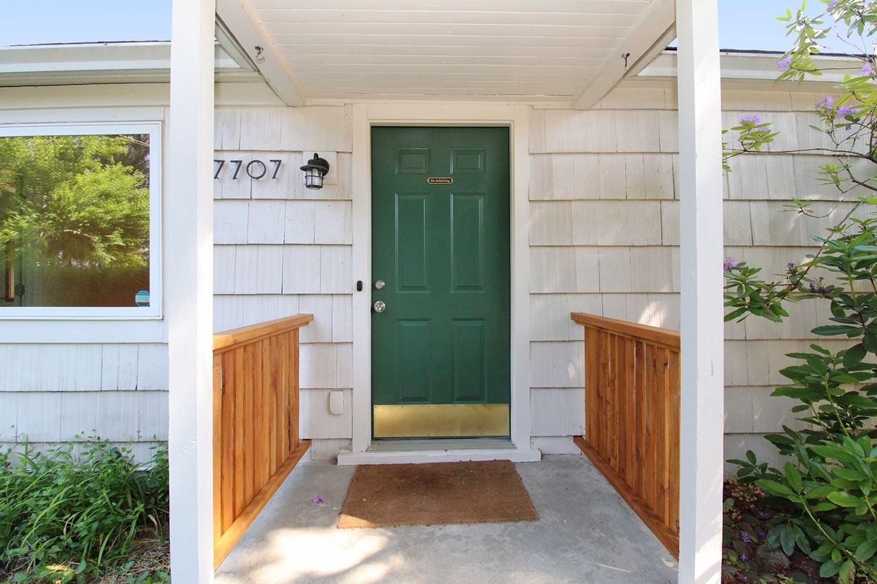 7707 Se Otty St - Photo 4 of 29