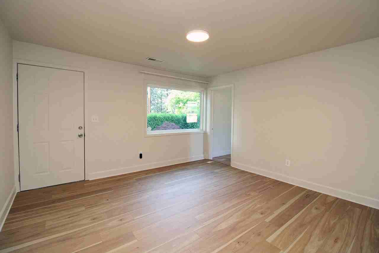 7707 Se Otty St - Photo 5 of 29