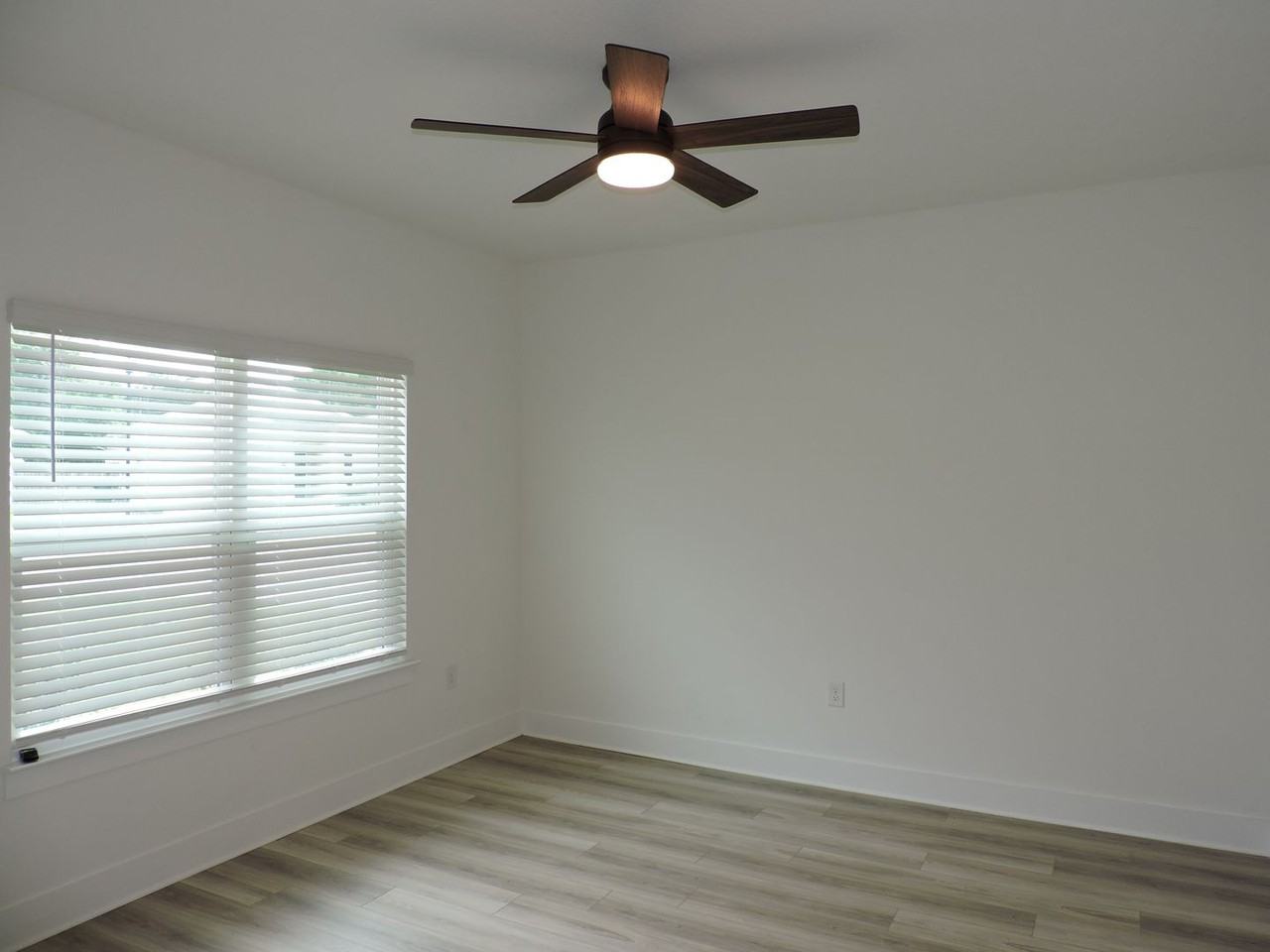 6521 Paso Fino Dr - Photo 3 of 31